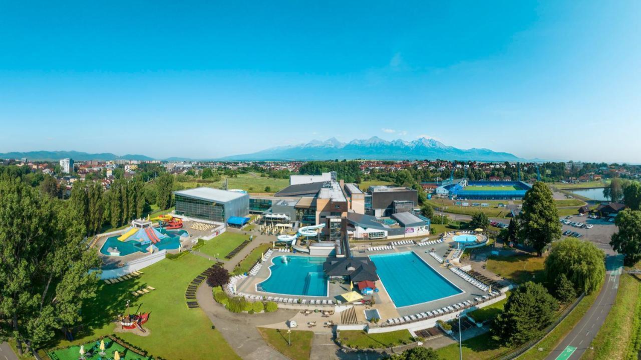 Hotel Aquacity Mountain View Poprad Exterior foto